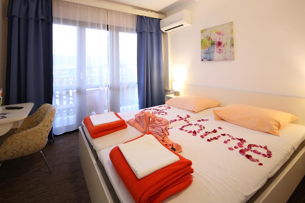Guest House Zeba & Riviera シロ エクステリア 写真